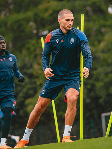 Macron Training